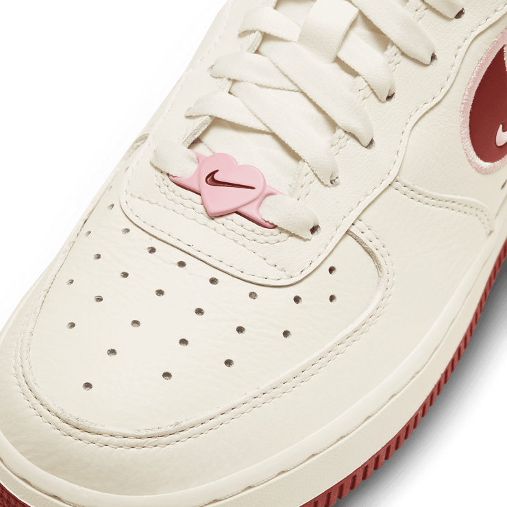 Nike Air Force 1 Low Valentine’s Day 2 Angle 4