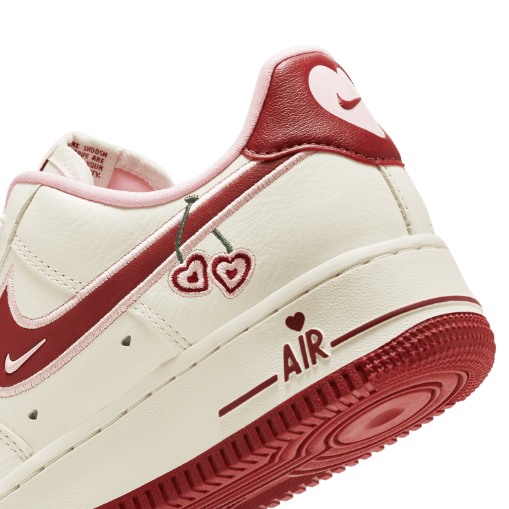 Nike Air Force 1 Low Valentine’s Day 2 Angle 5