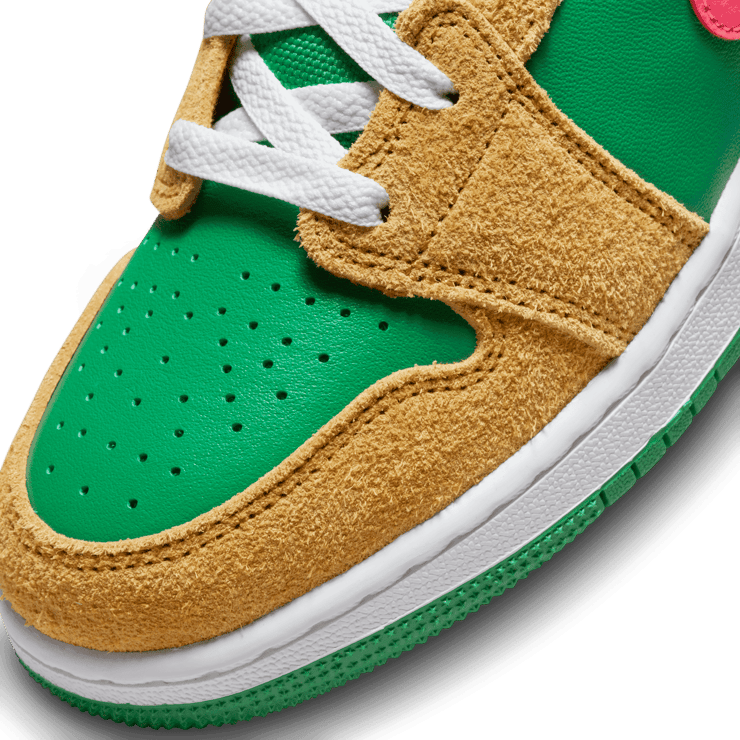 Air Jordan 1 Mid SE Wheat Watermelon (GS) Angle 4