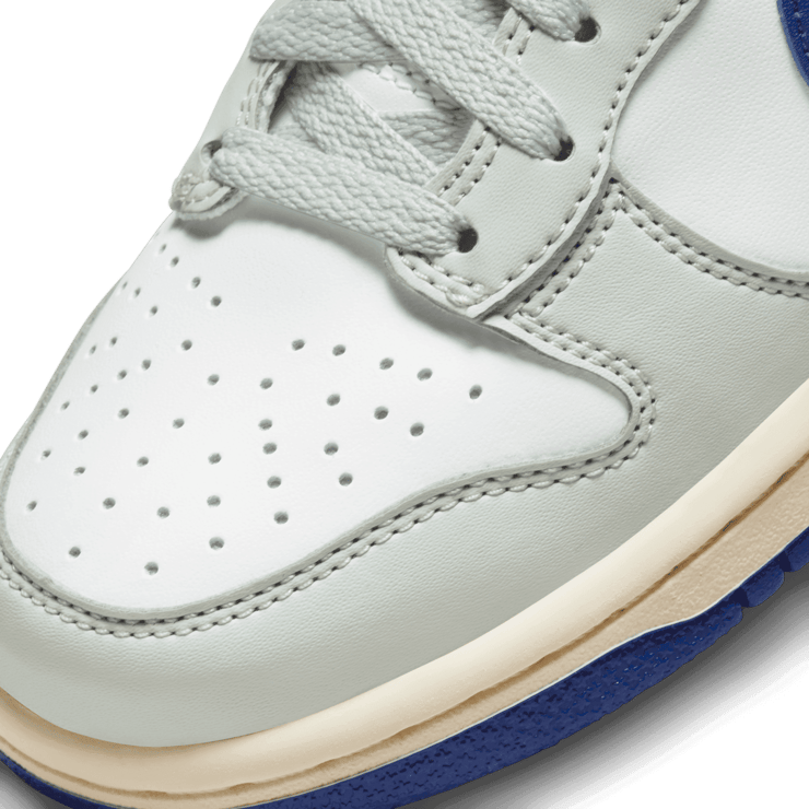 Nike Dunk High Split Summit White Baltic Blue Deep Royal Blue (GS) Angle 4
