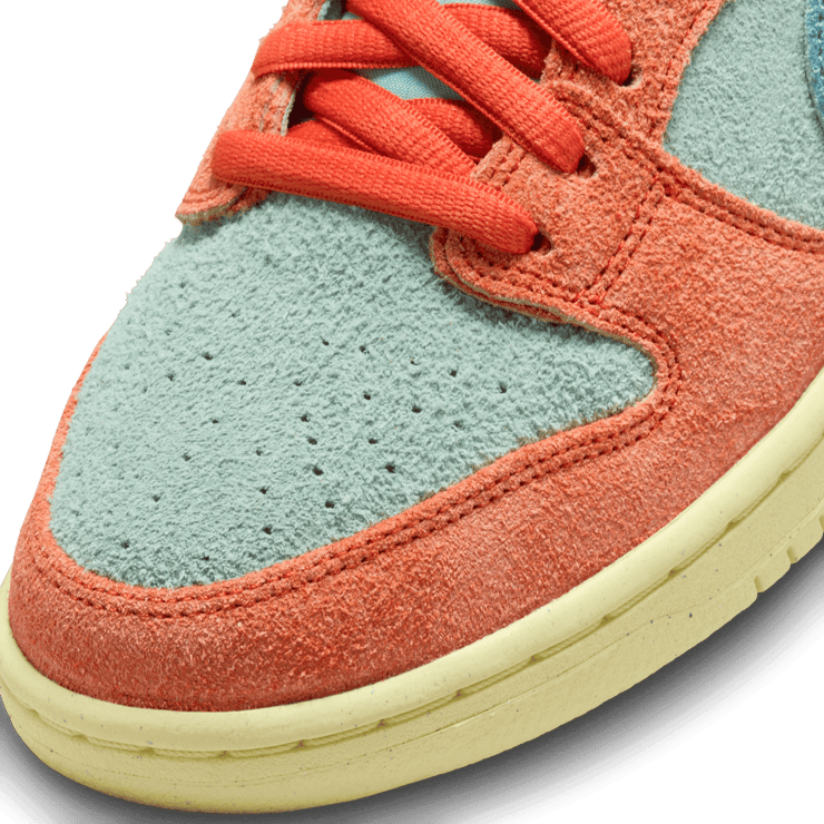 Nike SB Dunk Low Aqua Noise Angle 4