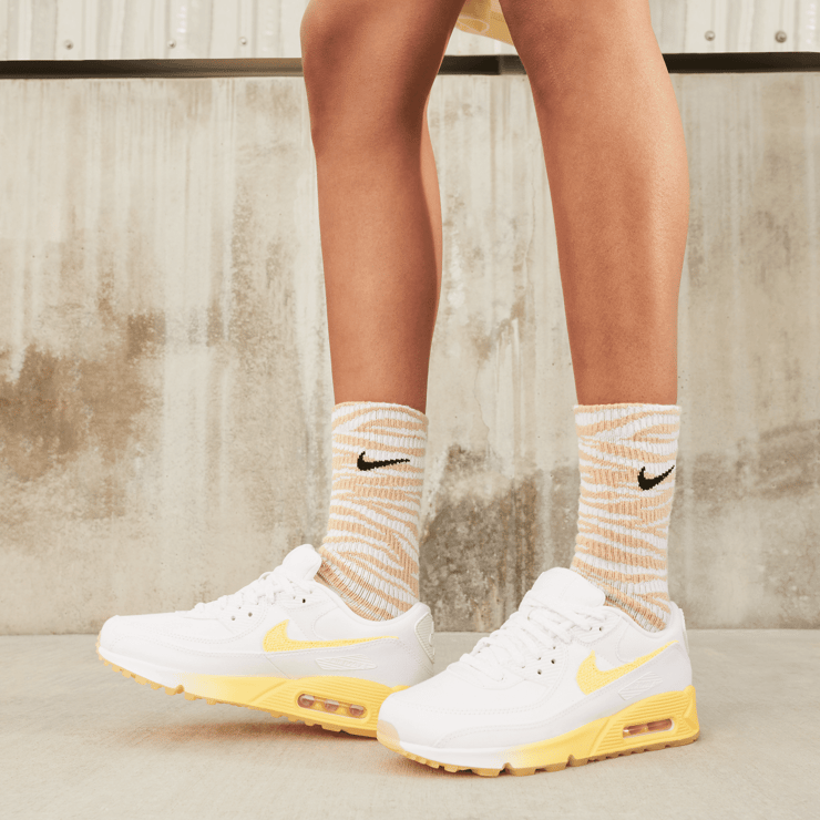 Nike Air Max 90 White Citron Pulse (W) Angle 8