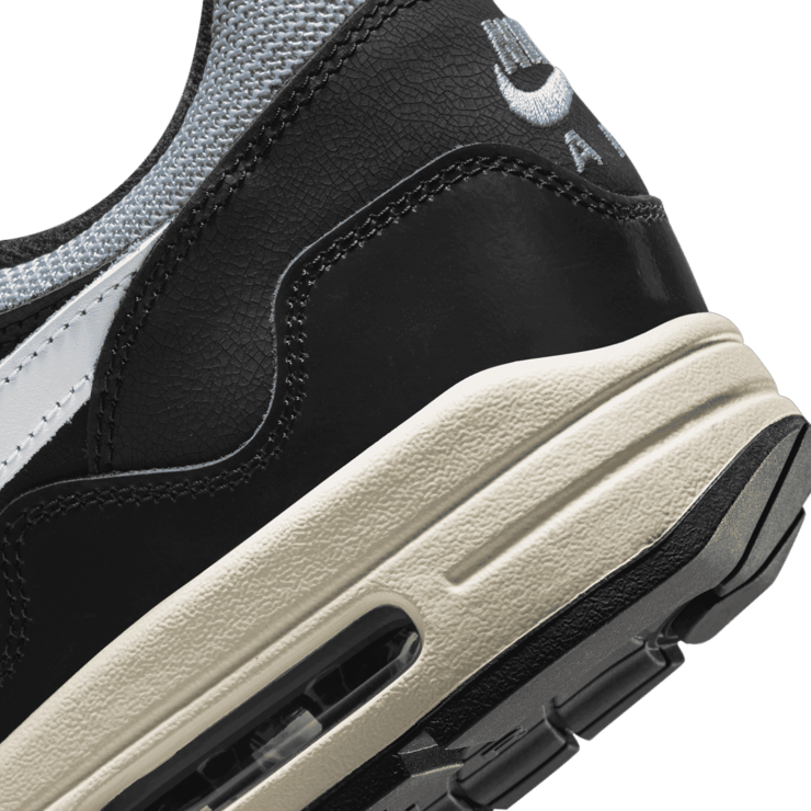 Nike Air Max 1 Patta Waves Black Angle 5