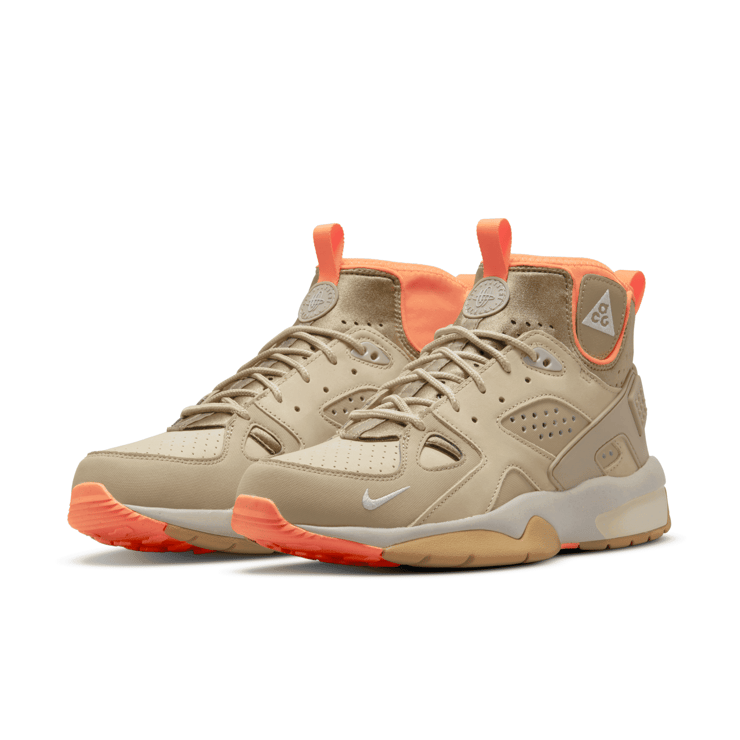 Nike ACG Air Mowabb OG Limestone Angle 3