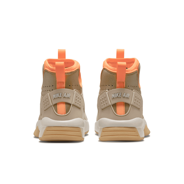 Nike ACG Air Mowabb OG Limestone Angle 4