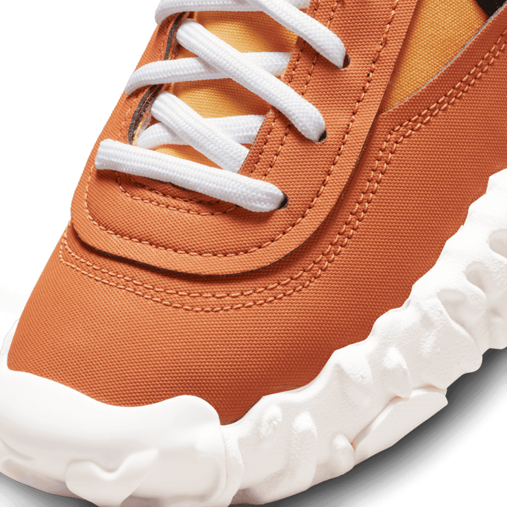 Nike Overbreak Hot Curry Angle 4