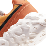 Nike Overbreak Hot Curry Angle 5