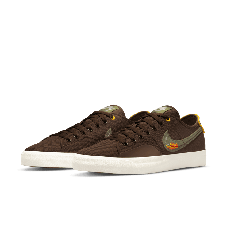 Nike SB Blazer Court Daan Van Der Linden Baroque Brown Angle 2