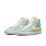 Nike SB Blazer Mid Faded Light Dew Angle 2