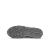 Air Jordan 1 Low True Blue (GS) Angle 0