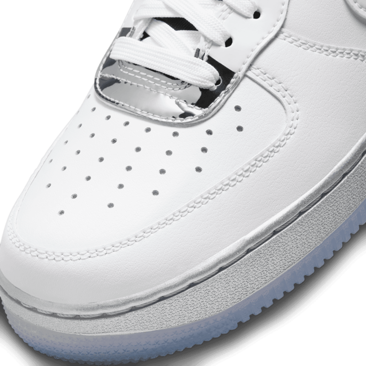 Nike Air Force 1 '07 Low White Metallic Silver Clear (W) Angle 4