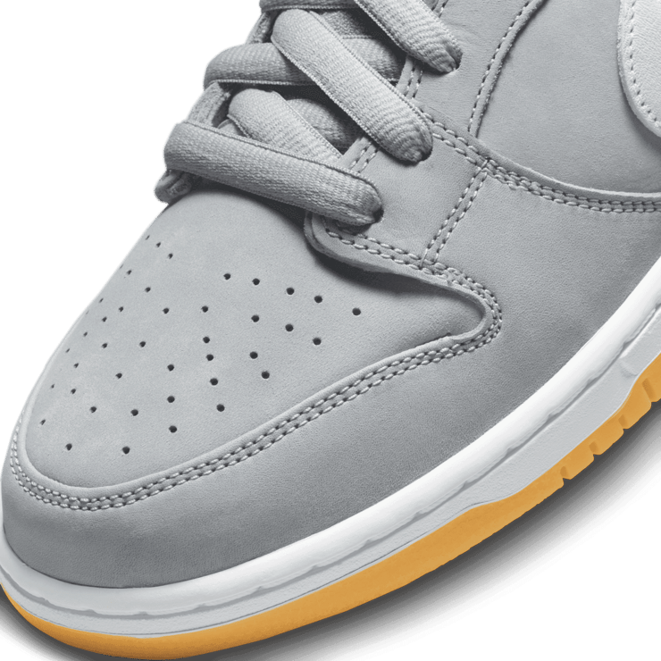 Nike SB Dunk Low ISO Wolf Grey Gum Angle 4