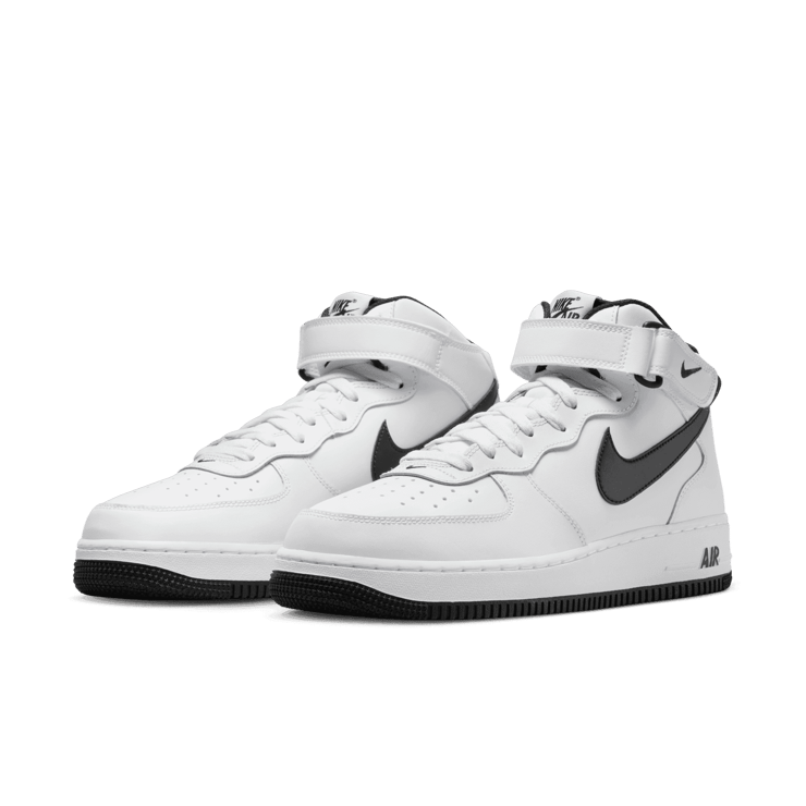 Nike Air Force 1 Mid '07 White Black Angle 3