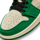 Air Jordan 1 High Zoom CMFT 2 Miami Hurricanes (W) Angle 3