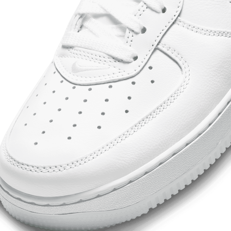 Nike Air Force 1 Low Jewel Triple White Angle 4