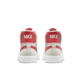 Nike SB Blazer Mid Lobster Angle 3