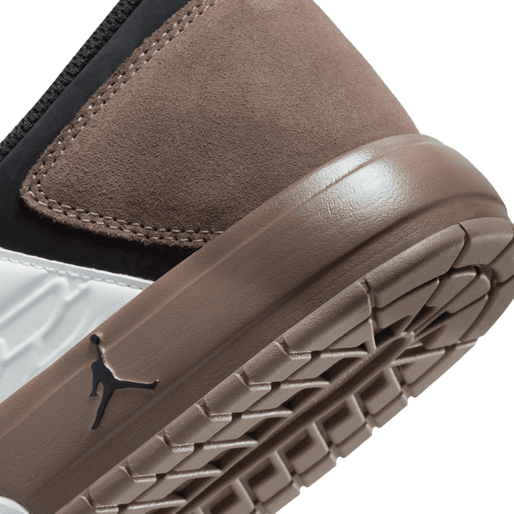 Air Jordan Nu Retro 1 Low Palomino Angle 6