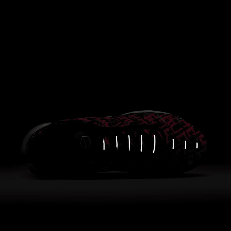 Nike Air Max Plus Mercurial XXV Angle 7