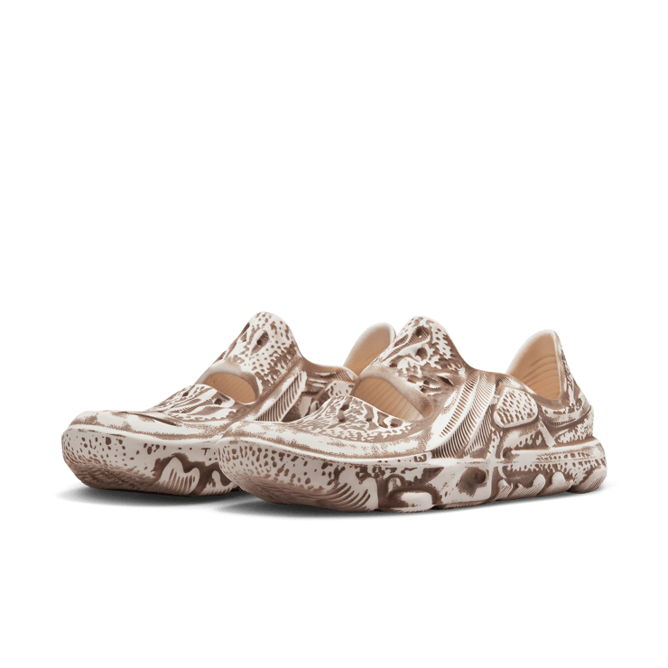 Nike ISPA Universal Natural Mink Brown Angle 2