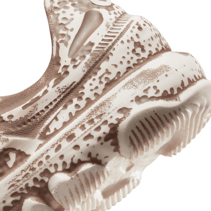 Nike ISPA Universal Natural Mink Brown Angle 5