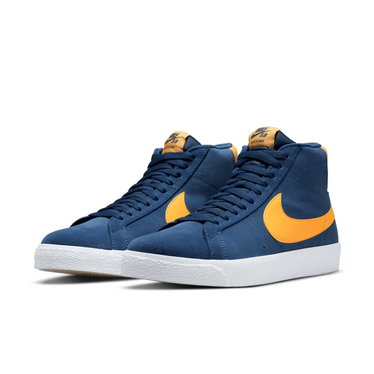 Nike SB Zoom Blazer Mid Michigan Angle 2