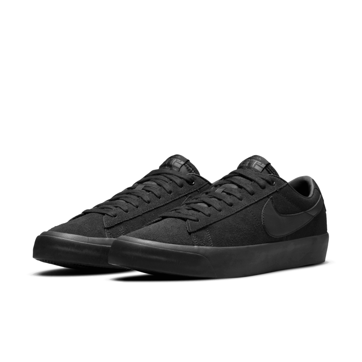 Nike SB Zoom Blazer Low Pro GT Black Anthracite Angle 3