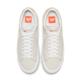Nike SB Zoom Blazer Low Pro GT ISO Summit White Angle 1