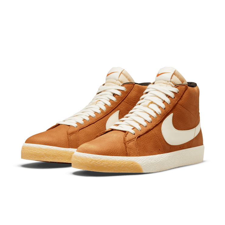 Nike SB Zoom Blazer Mid ISO Dark Russet Angle 2