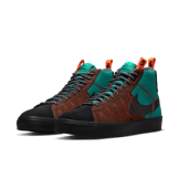 Nike SB Zoom Blazer Mid PRM Noble Green Angle 2