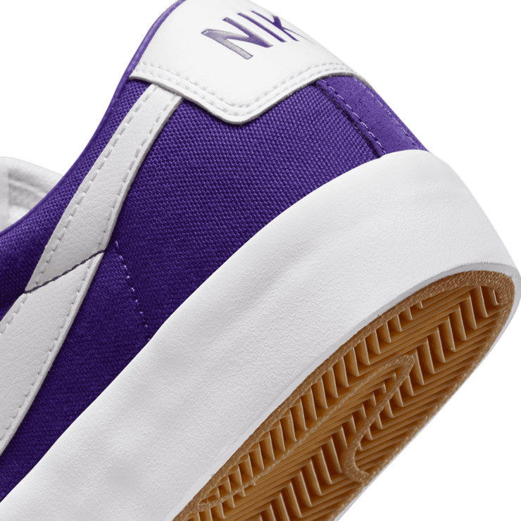Nike SB Blazer Low GT Varsity Purple Angle 5