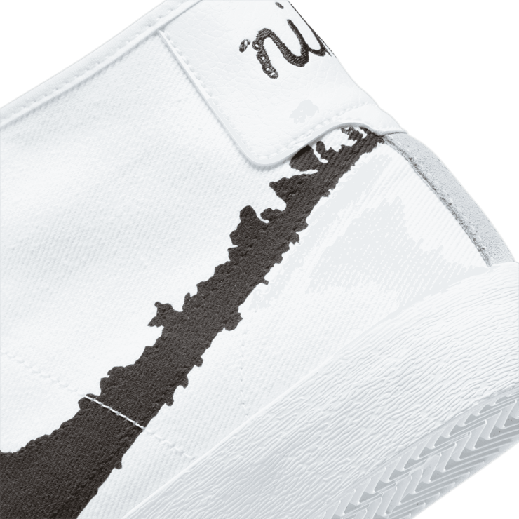 Nike SB Blazer Court Mid PRM White Black Angle 5