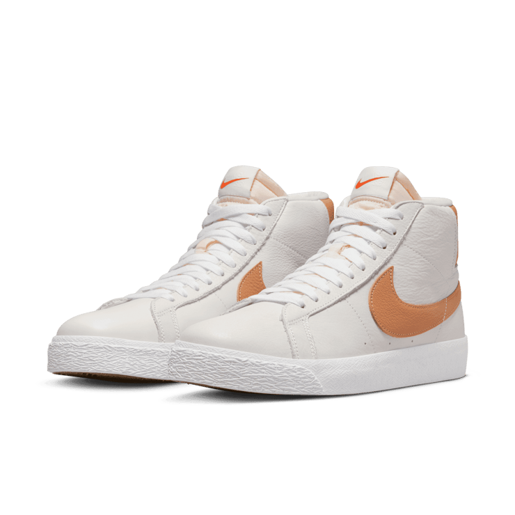 Nike SB Zoom Blazer Mid ISO White Light Cognac Angle 2