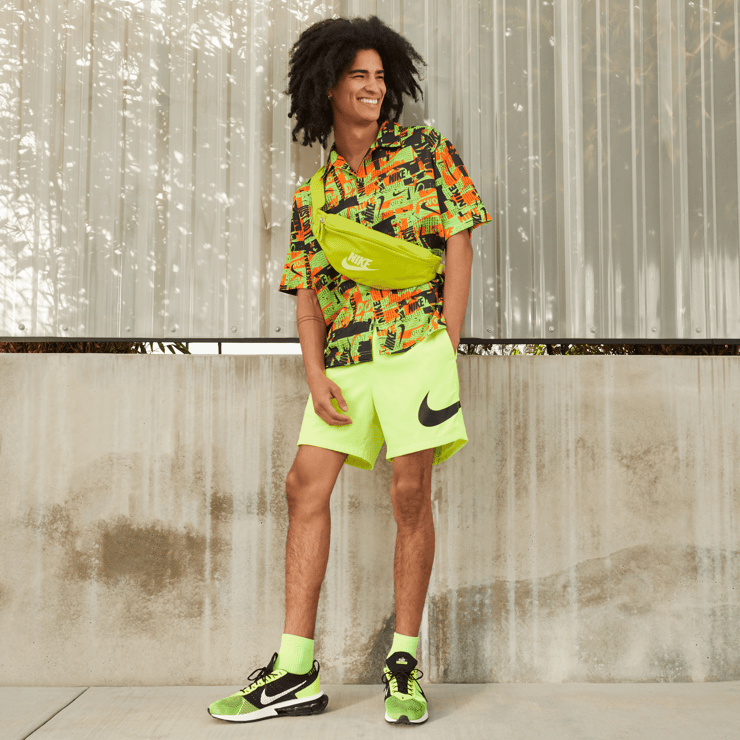 Nike Air Max Flyknit Racer Volt Black Angle 0