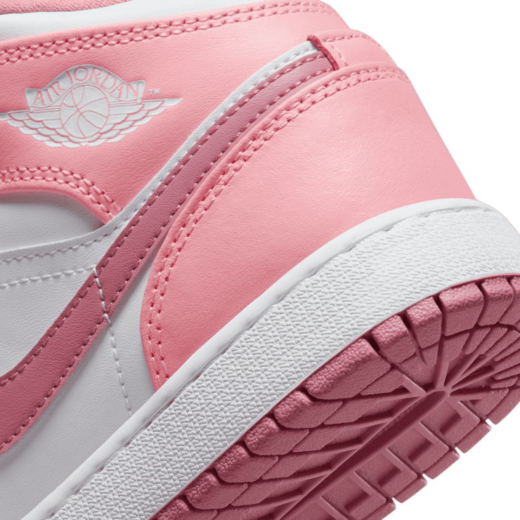 Air Jordan 1 Mid Strawberries & Cream (GS) Angle 5