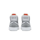 Nike SB Zoom Blazer Mid ISO Wolf Grey Angle 3
