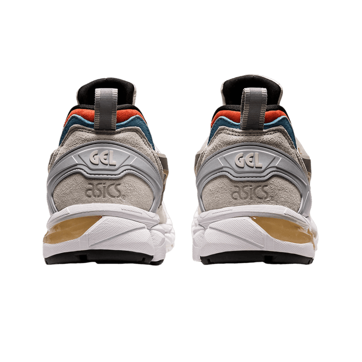 Asics Awake NY X Gel-Kayano Trainer 21 Cool Grey Angle 3