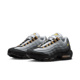 Nike Air Max 95 White Yellow Strike Emerald Gold Angle 3