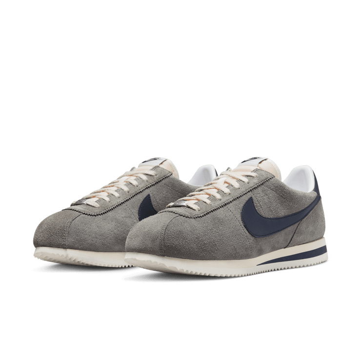 Nike Cortez Georgetown Angle 2