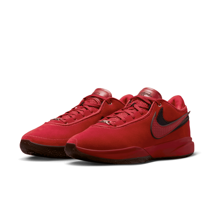 Nike LeBron 20 Liverpool F.C. Angle 2