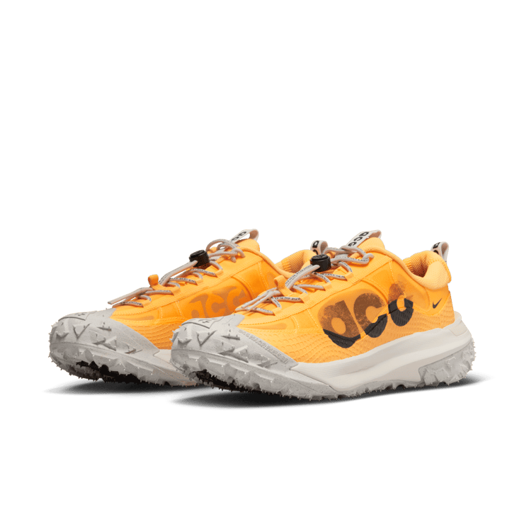 Nike ACG Mountain Fly 2 Low Laser Orange Angle 2