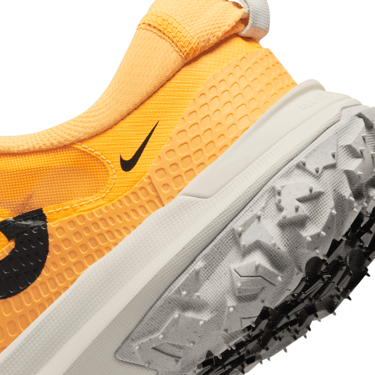 Nike ACG Mountain Fly 2 Low Laser Orange Angle 5