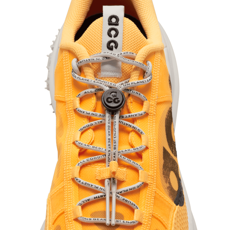 Nike ACG Mountain Fly 2 Low Laser Orange Angle 6