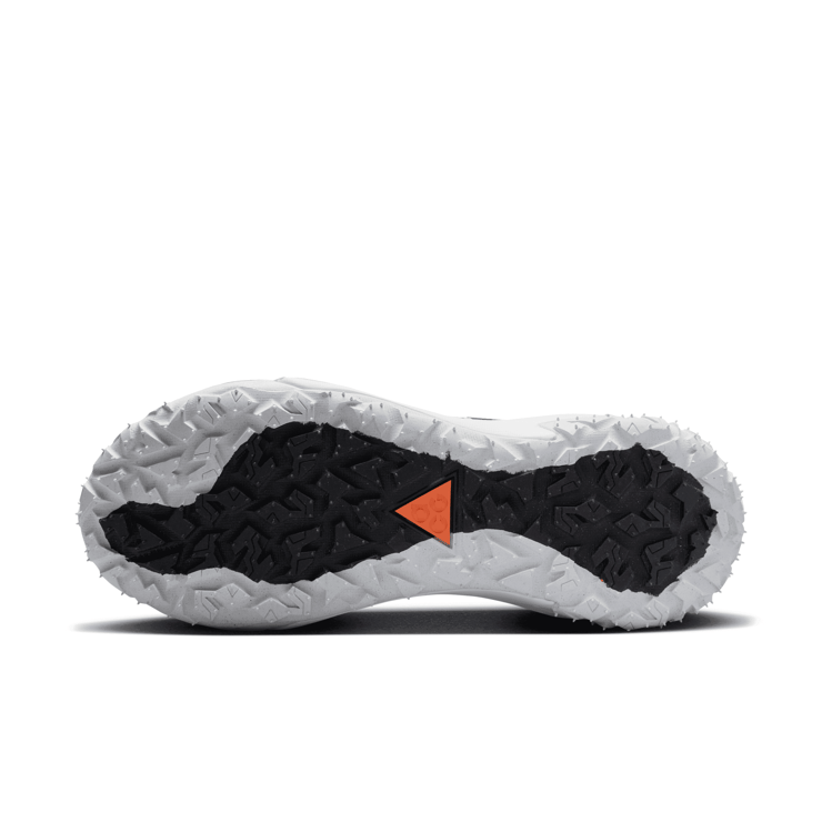 Nike ACG Mountain Fly 2 Low Gridiron Angle 0