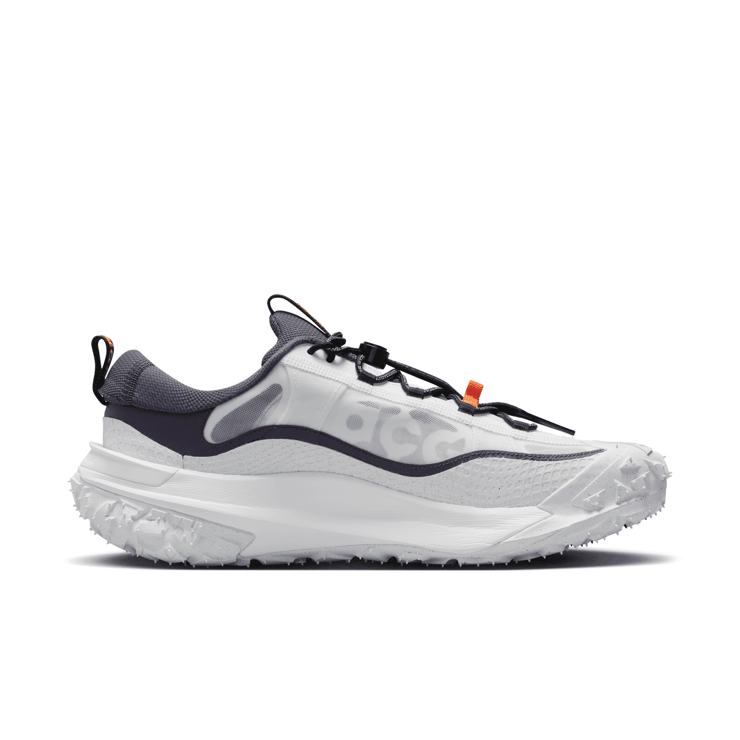 Nike ACG Mountain Fly 2 Low Gridiron Angle 1