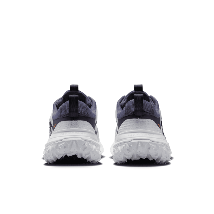 Nike ACG Mountain Fly 2 Low Gridiron Angle 3