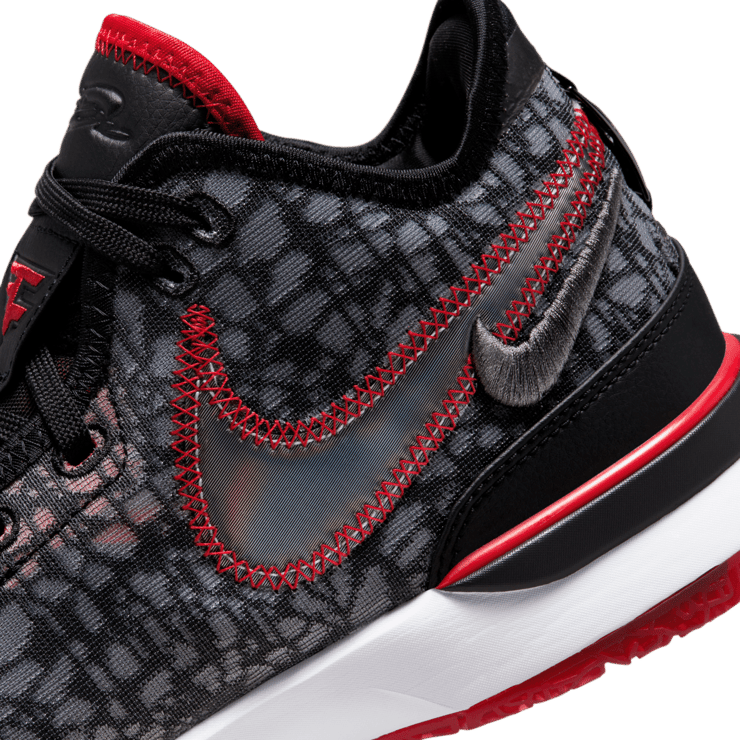 Nike Zoom LeBron NXXT Gen FaZe Bred Angle 6