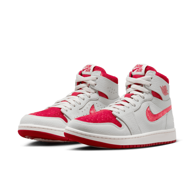 Air Jordan 1 Zoom CMFT 2 Valentines Day (W) Angle 2