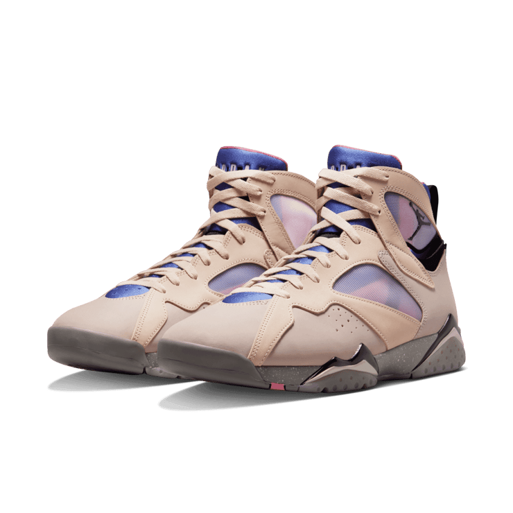 Jordan 7 Retro SE Sapphire Angle 2