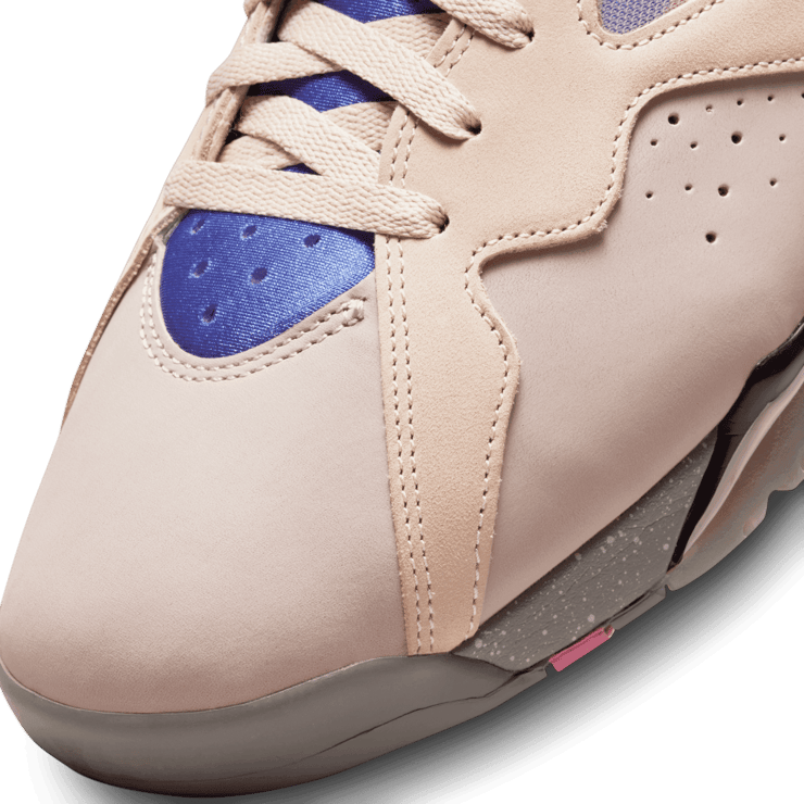 Jordan 7 Retro SE Sapphire Angle 4