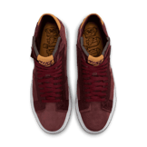 Nike SB Zoom Blazer Mid Patchwork Night Maroon Angle 1